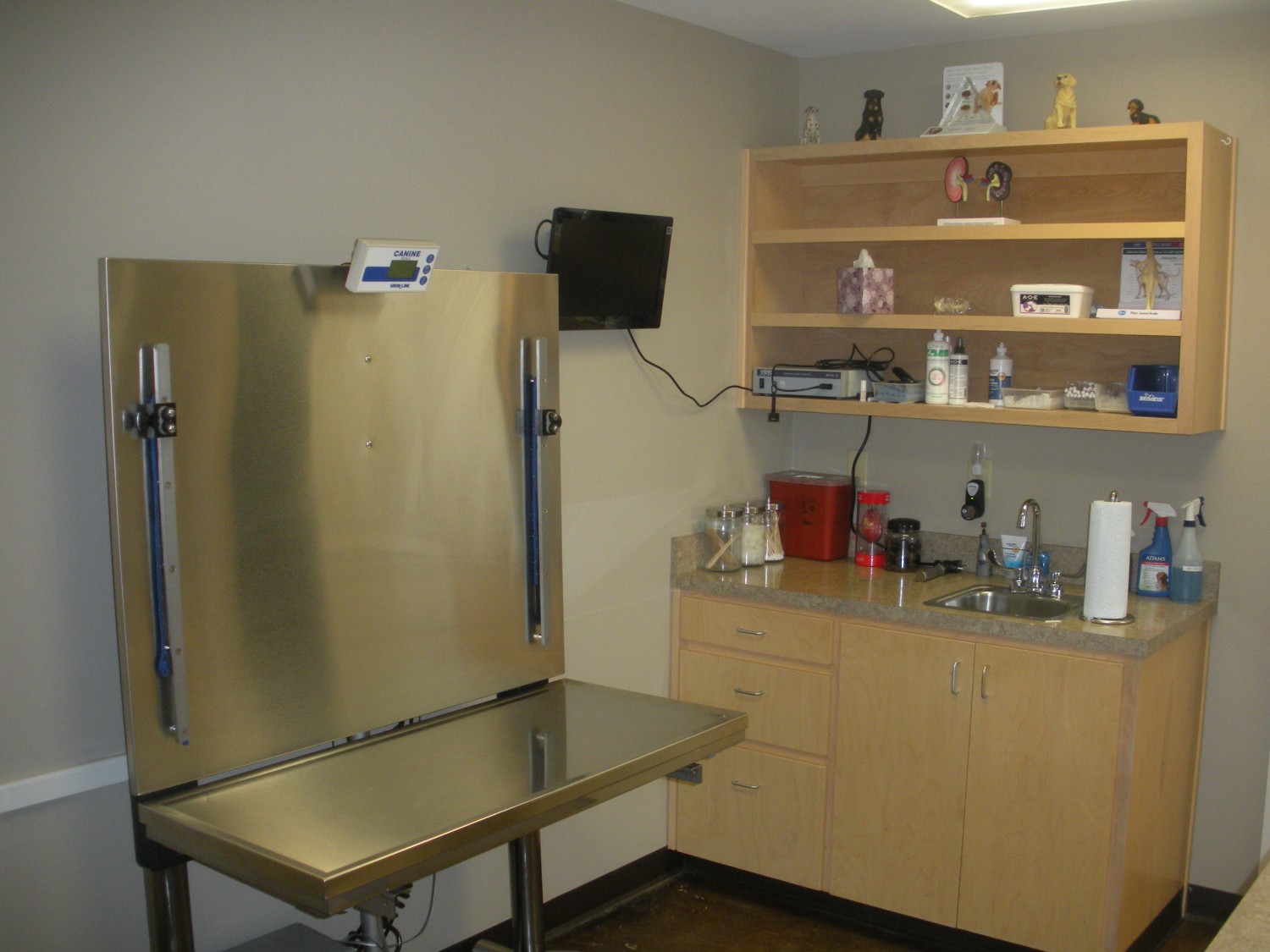 Ozark Animal Medical Center - Heber Springs, AR - Canine Exam Room